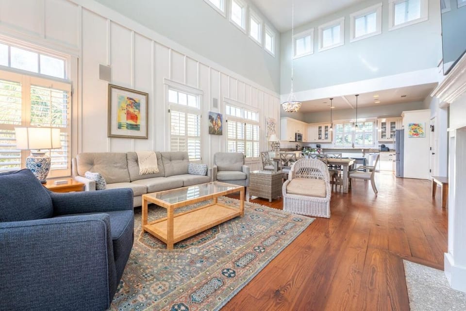 Walk-to-Beach Luxury Coastal Home Near Pier Village, St Simons Island House in Saint Simons Island