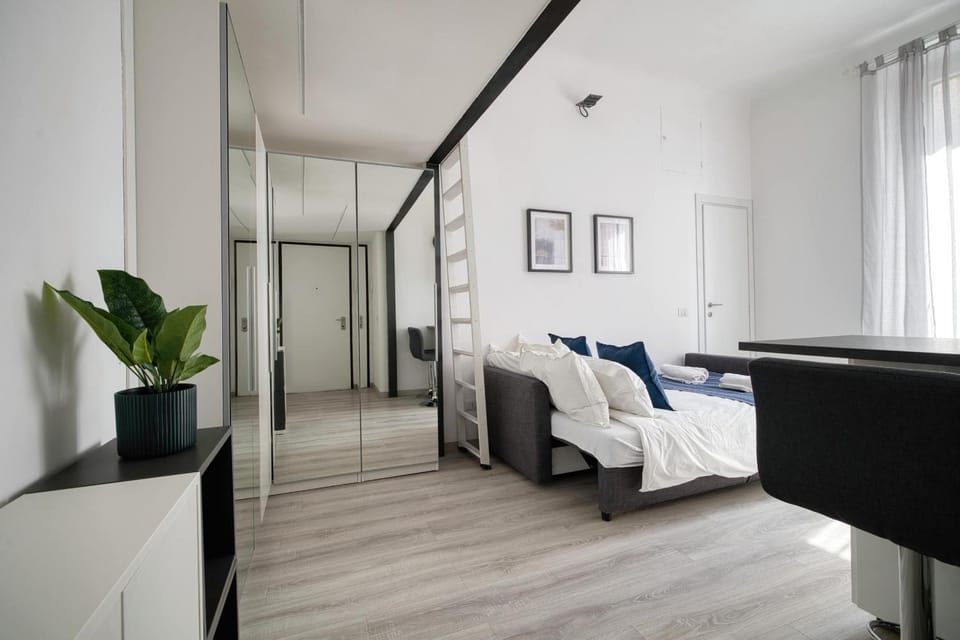 Bed, wardrobe
