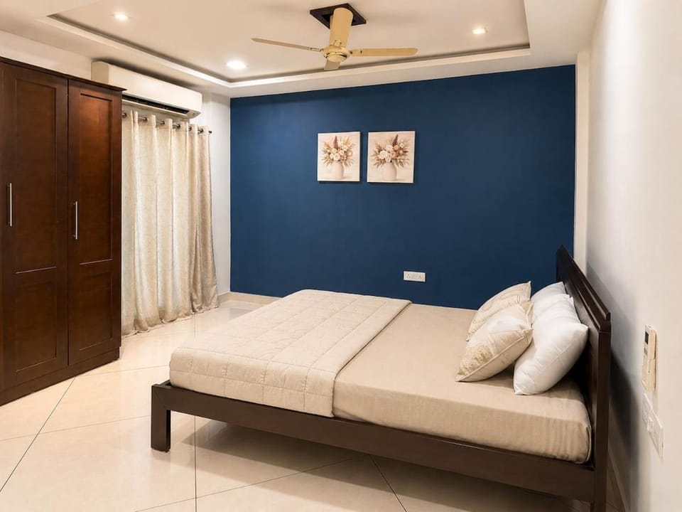 Challa Mansion Luxury 2BHK near AMB AIG DLF Apartment in Hyderabad