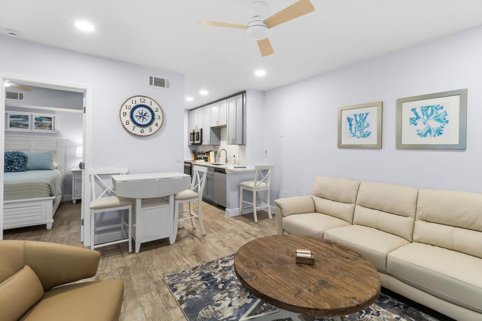 Coastal Comfort at Madeira Beach Yacht Club #175A Apartment in Redington Beach
