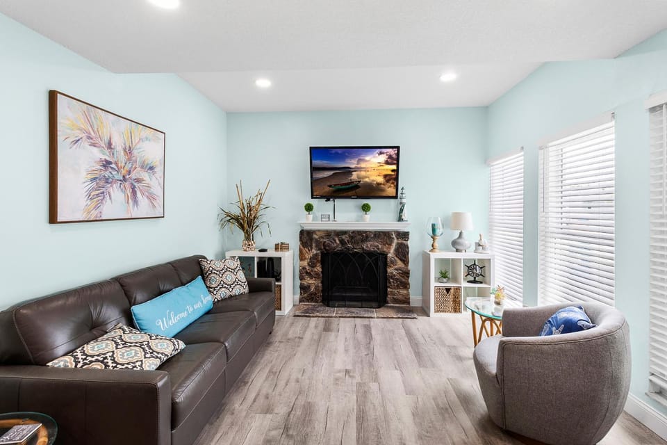 Jewel By The Pool | Steps to Sand & City Center Apartment in Madeira Beach