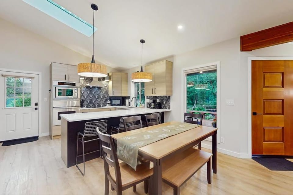 Sanctuary on Park Ave House in Bainbridge Island