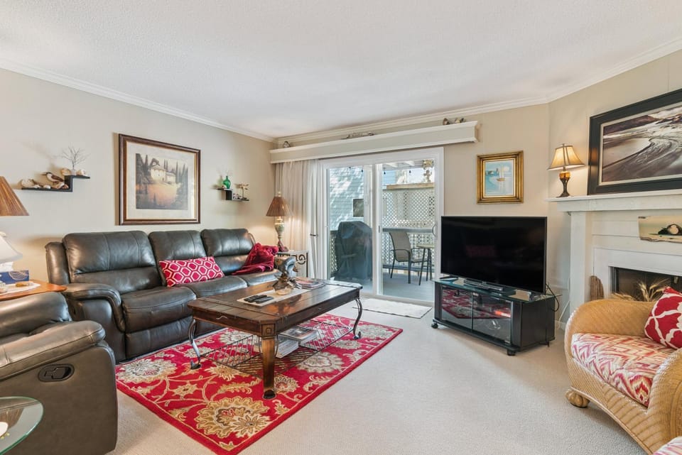 Coastal St Simons Retreat - Private Patio & Bonus Suite House in Saint Simons Island
