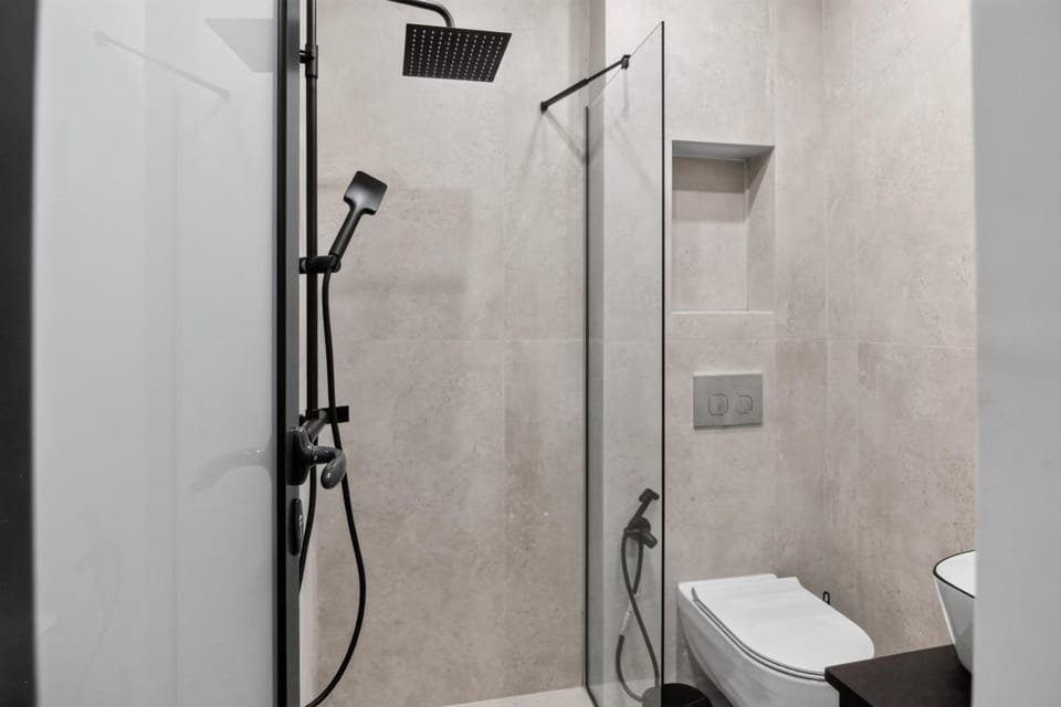 Shower, Toilet, Bathroom
