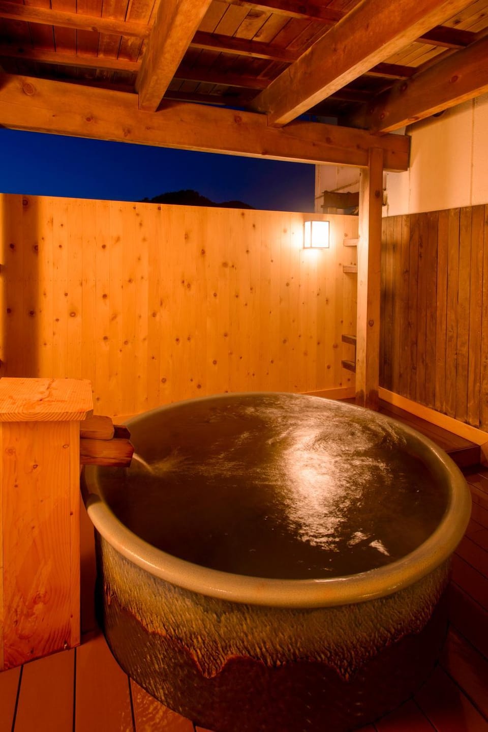 Hot Spring Bath, Area and facilities, Open Air Bath