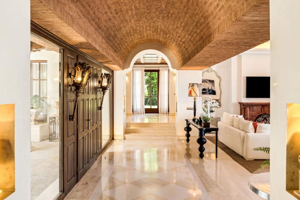 All About Villa Ronda Villa in Marbella
