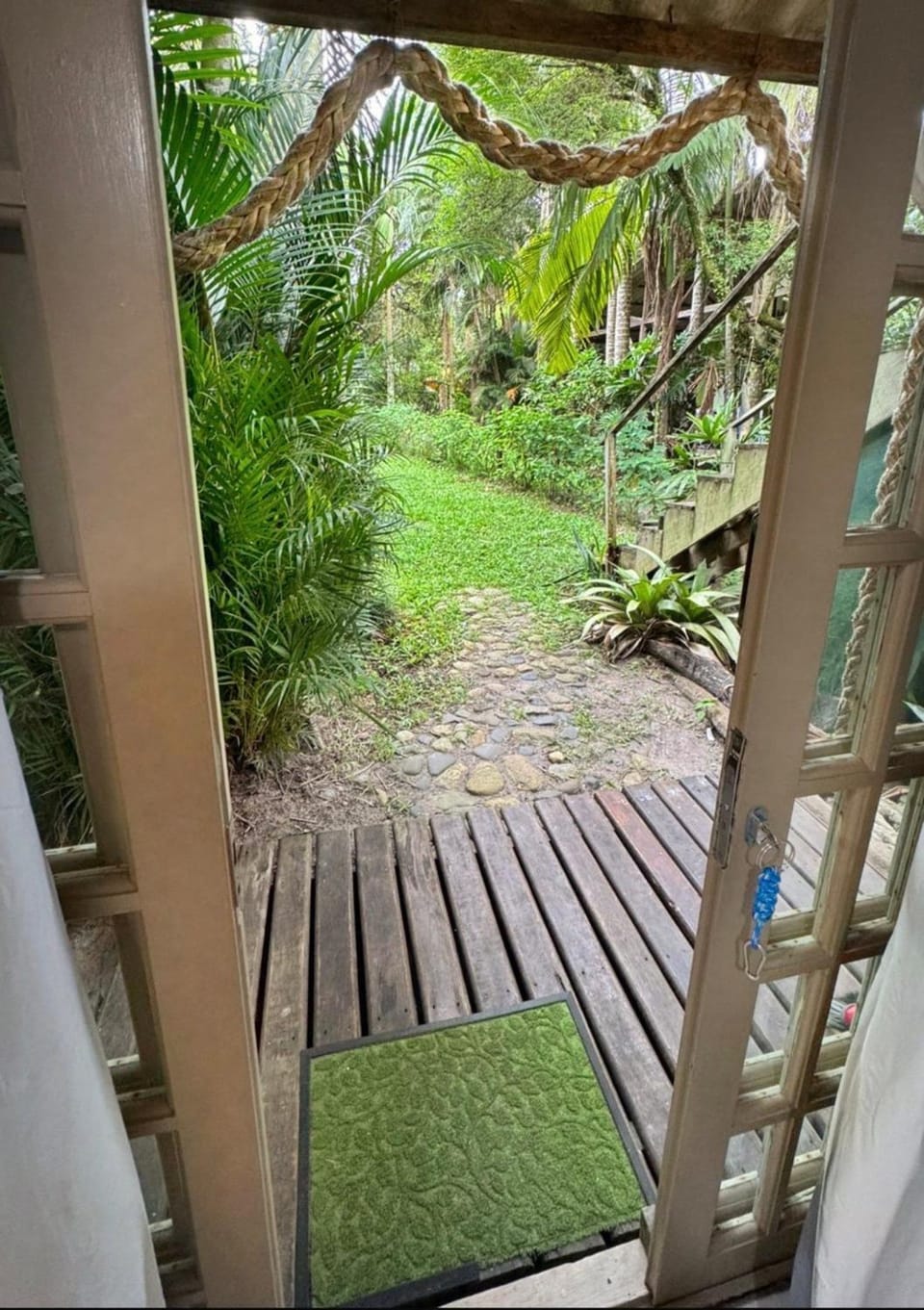 Pousada Bela Vista ilha do mel jardim Bed and Breakfast in State of Paraná