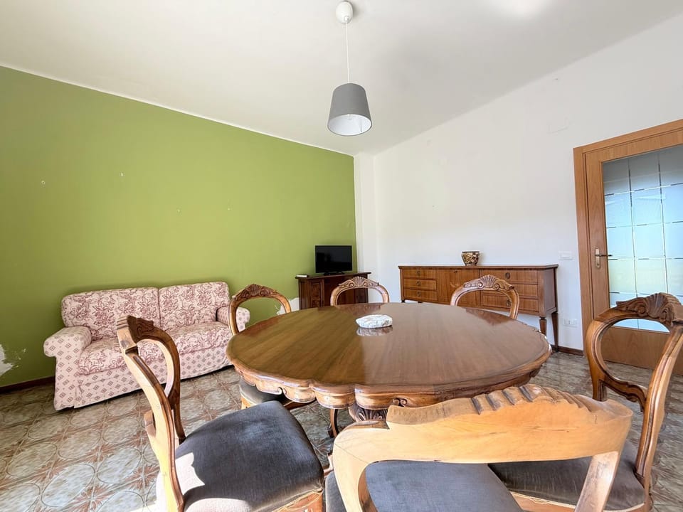 S379 - Sirolo, trilocale in zona centrale con aria condizionata Apartment in Sirolo