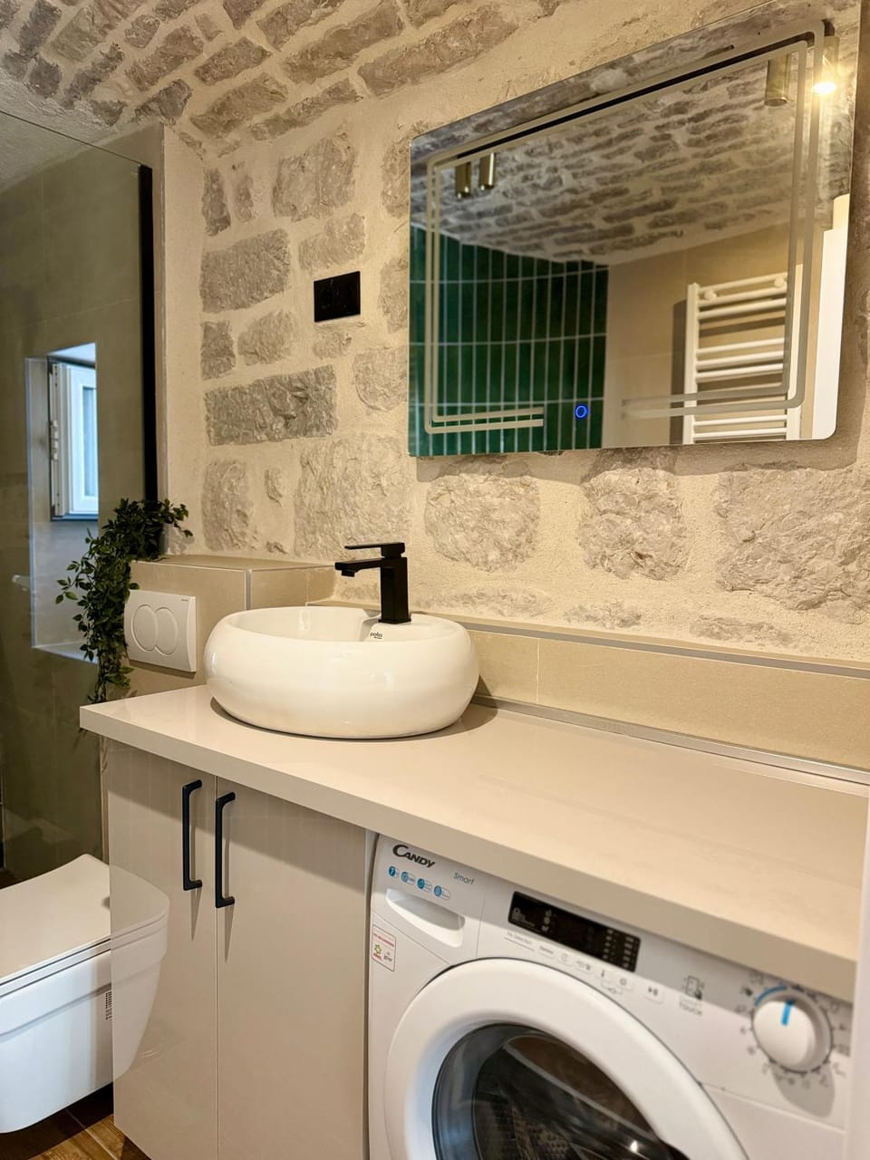 Bathroom, washing machine