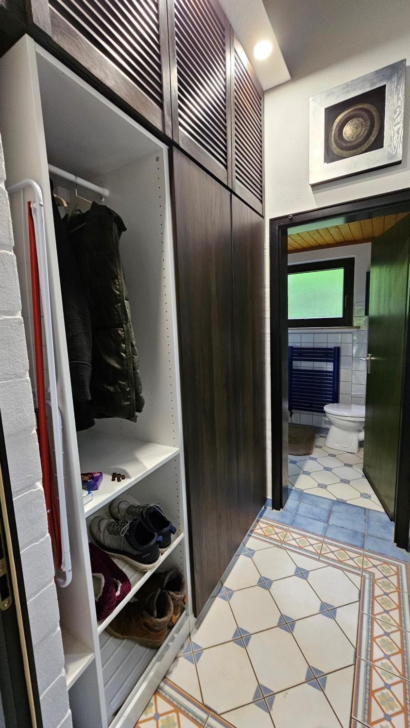 Bathroom, Living room