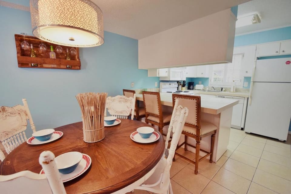 Demere House Condo #2 - Walk-to-Beach 2BR St Simons Island Vacation Rental Near Pier Village House in Saint Simons Island