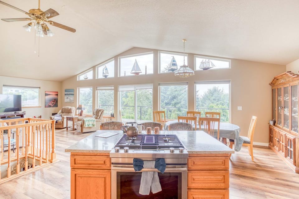 Beach Swagger House in Netarts
