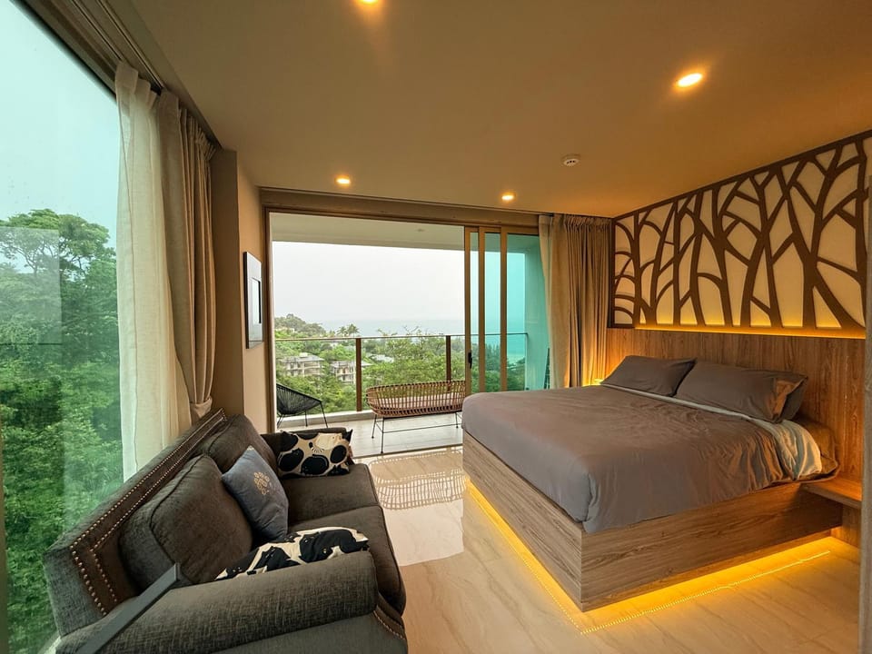 Bed, Bird's eye view, View (from property/room), Bedroom, Mountain view, Sea view