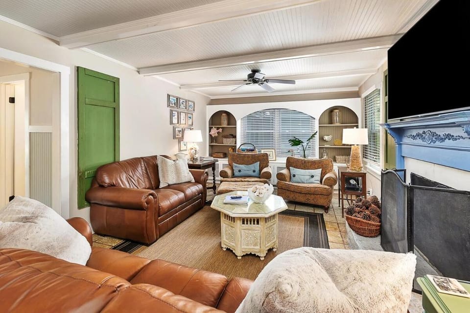 Peace of the Beach - 7BR East Beach St Simons Island Rental with Pool House in Saint Simons Island