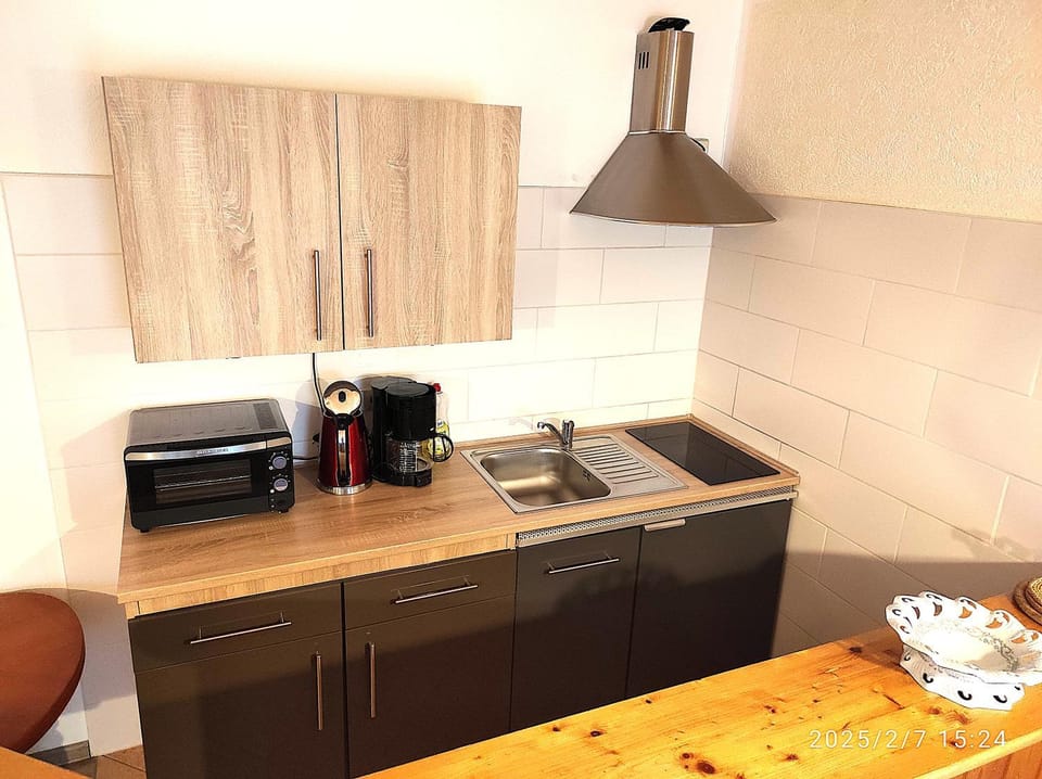 Coffee/tea facilities, Kitchen or kitchenette, toaster