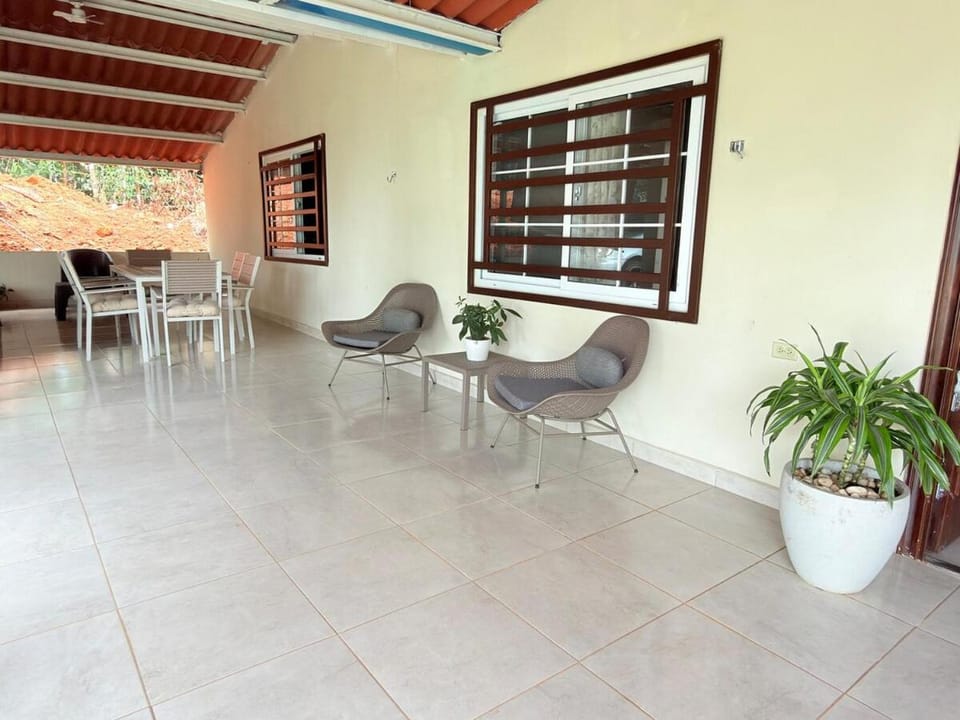 Rustic House in Cerro azul House in Panama City, Panama
