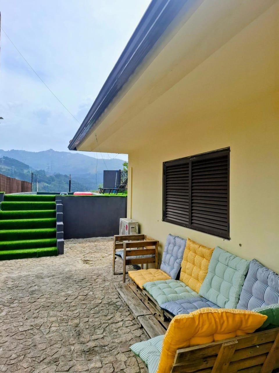 Patio, Seating area