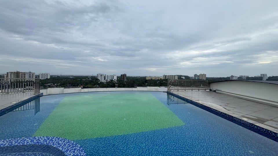 Signature by Glass Loft-Premium 3BHK near KIMS Hospital Apartment in Thiruvananthapuram