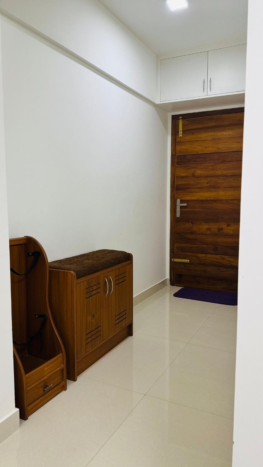 Signature by Glass Loft-Premium 3BHK near KIMS Hospital Apartment in Thiruvananthapuram