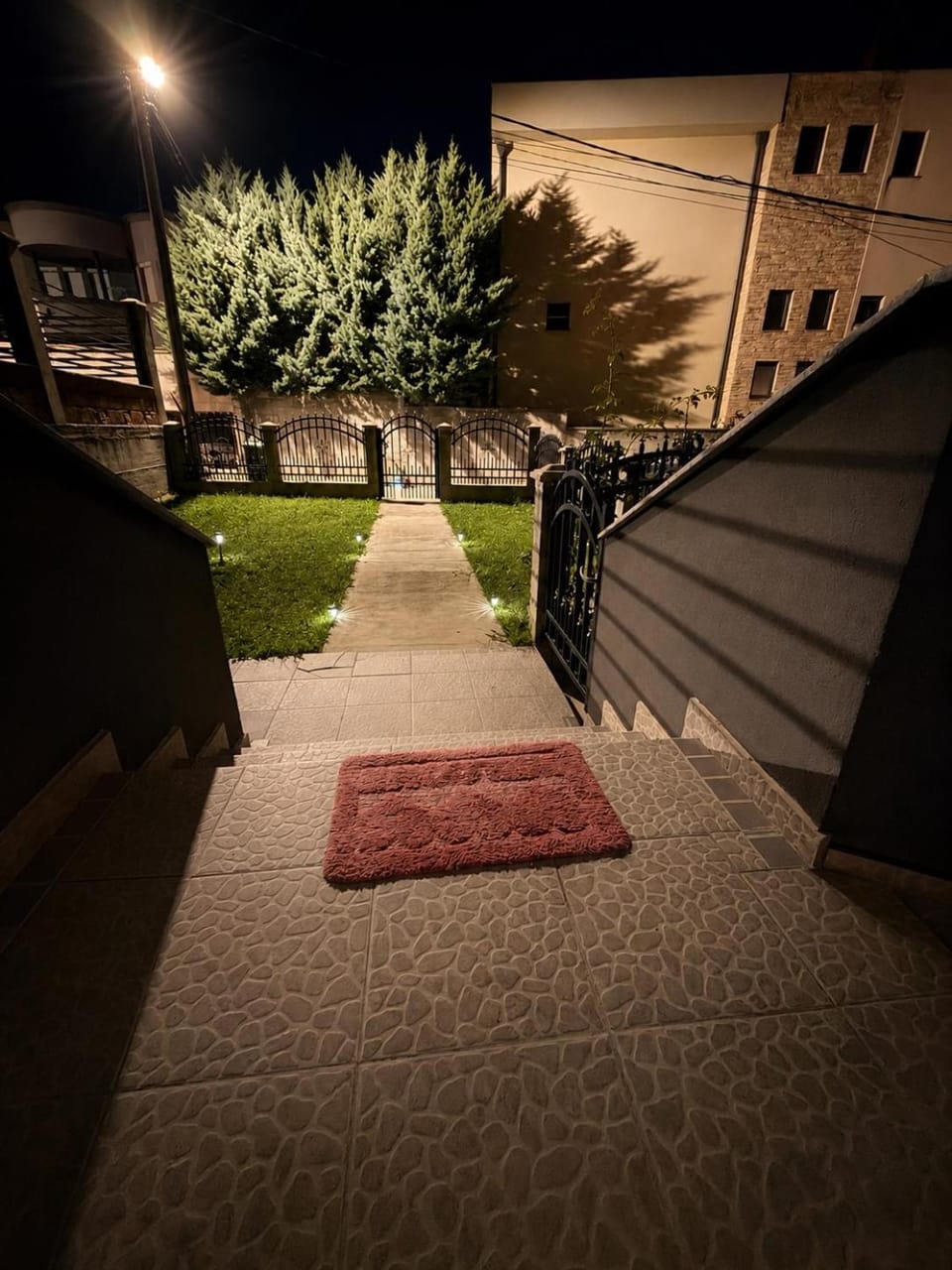 Property building, Night, Neighbourhood, Garden, Garden view, Street view