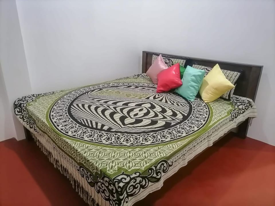 DEW Guest House Bed and Breakfast in Sri Lanka