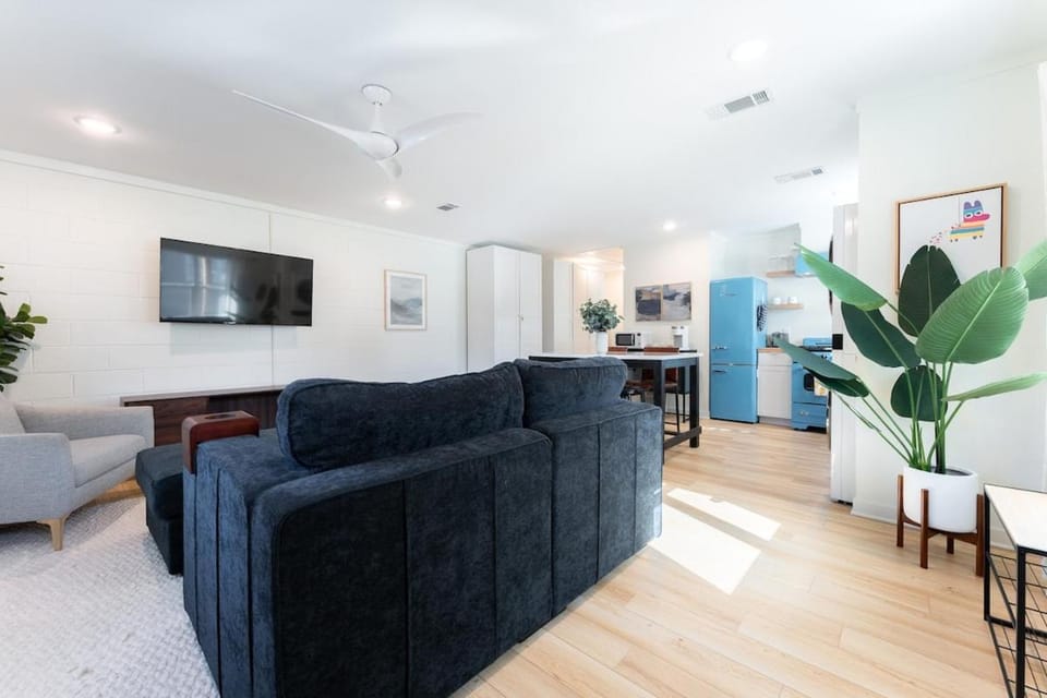 Pet-Friendly St Simons Island Beach Rental - The Blue Pearl House in Demere Park