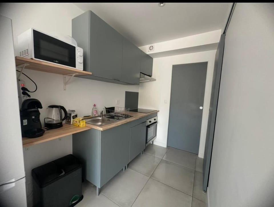Appart T2 4 pers 50 m de la mer avec piscine Apartment in Le Barcarès