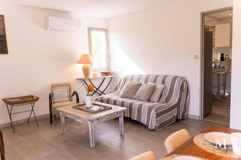 Appartement cosy à Portissol avec jardinet Apartment in Sanary-sur-Mer