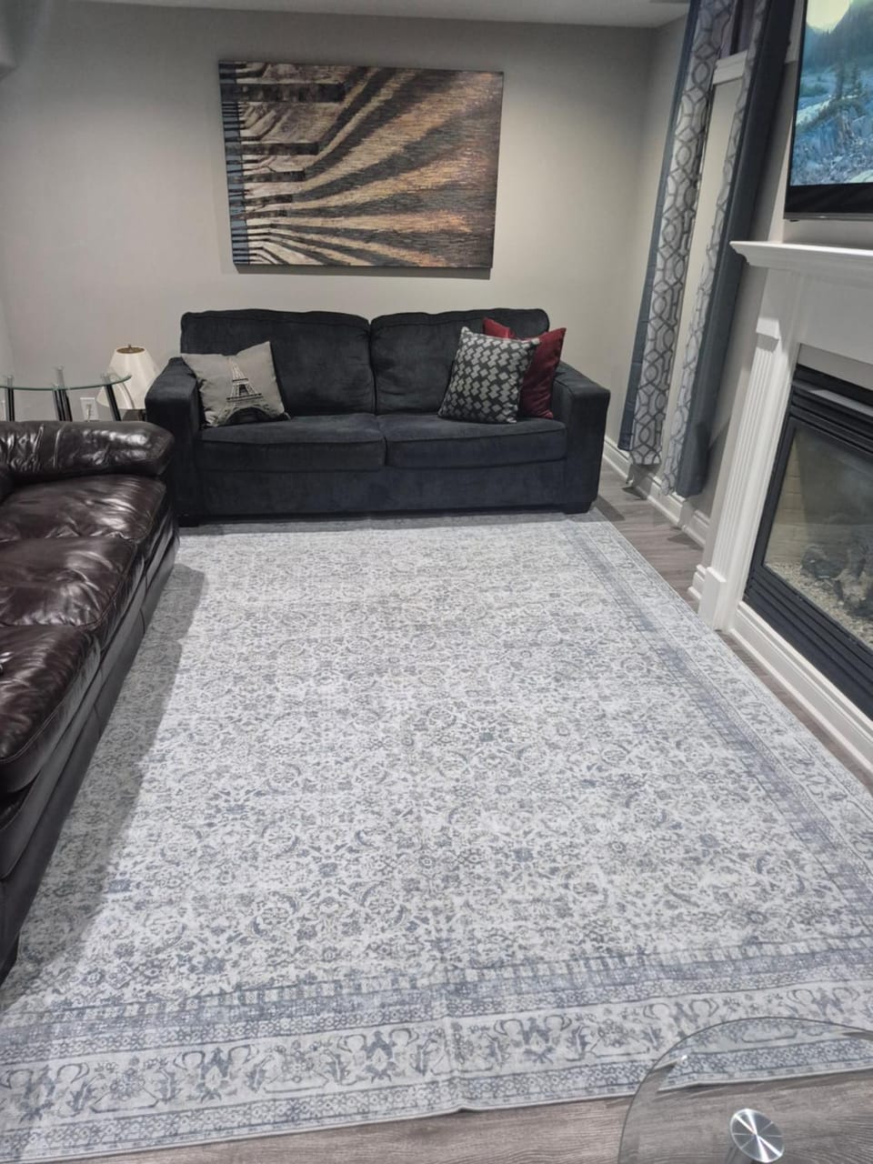 BASEMENT APARTMENT Two Bedrooms Apartment in Oshawa
