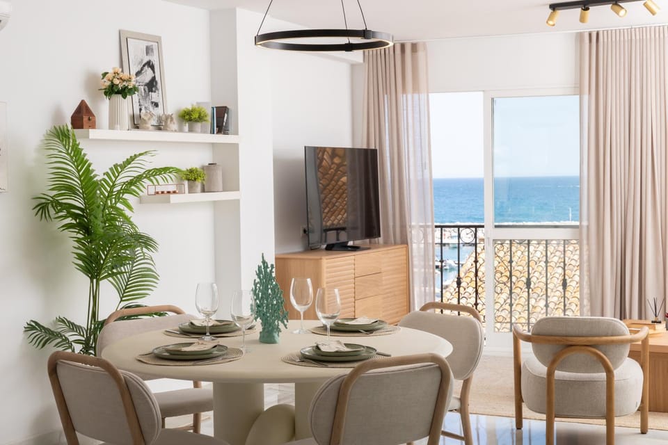 MARBELLA BANUS SUITES - Brand New Luxury Duplex - Puerto Banús Marina - 2BR - 2BA - Spectacular Mediterranean Views - Heart of Puerto Banús - Steps from El Corte Inglés Luxury Shopping - Surrounded by Restaurants & Nightlife Apartment in Marbella
