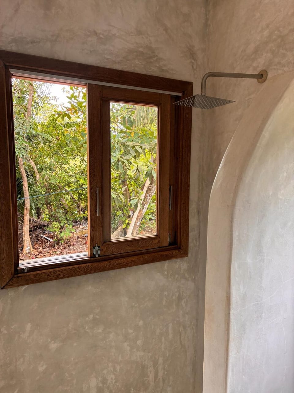 A charming oceanfront house House in Antioquia