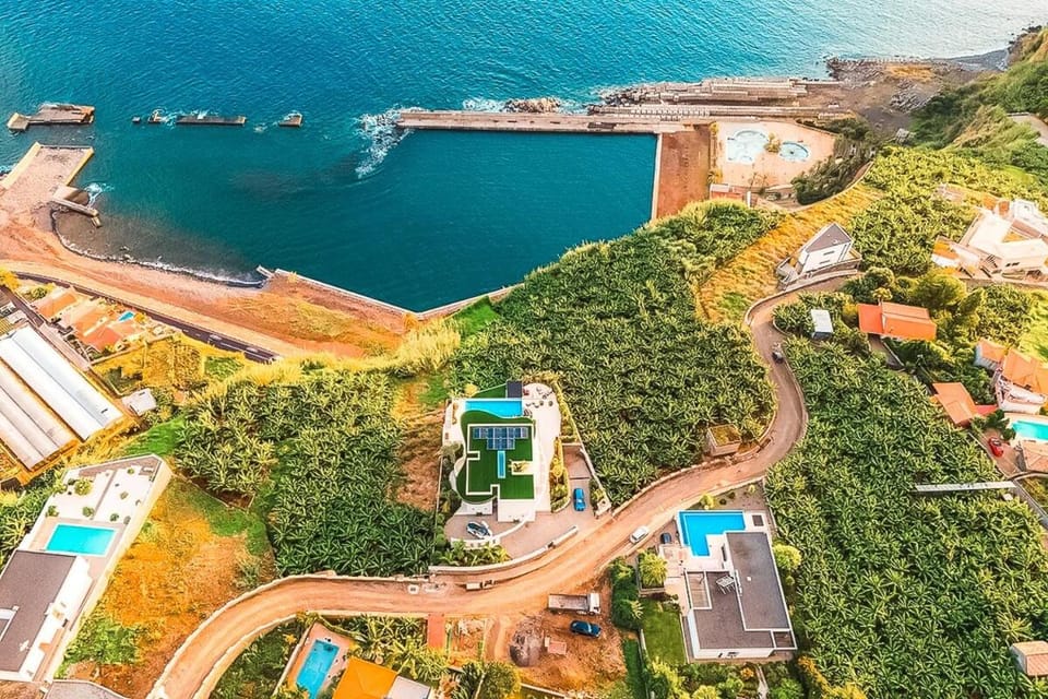 Royale - Sea Front Luxury Retreat by ClubPrometheus Villa in Madeira District