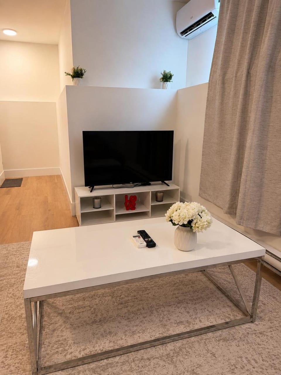 Modern Riverview Suite Near Downtown Moncton Apartment in Dieppe
