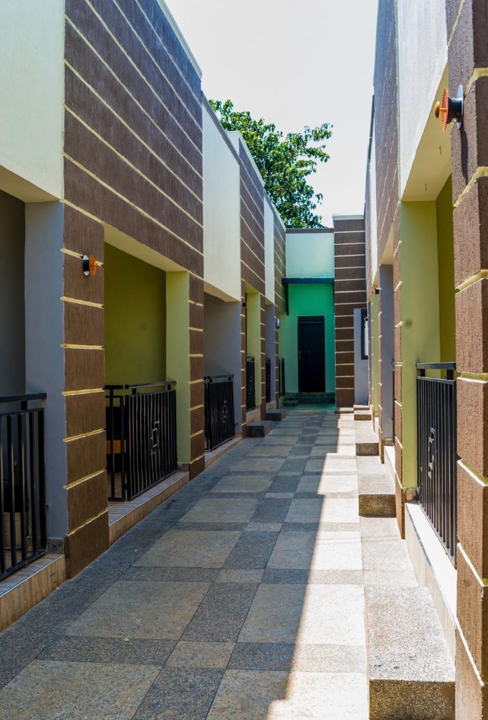Property building, Day