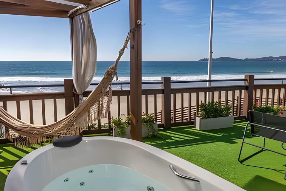Hot Tub, Sea view
