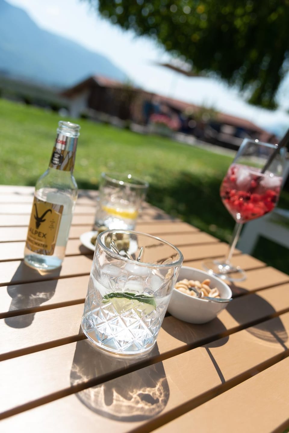 Food and drinks, Food, Drinks, Alcoholic drinks