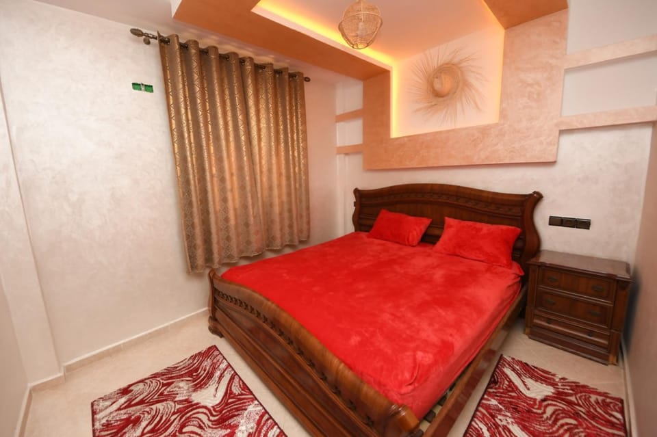 Bed, View (from property/room), Photo of the whole room, Bedroom