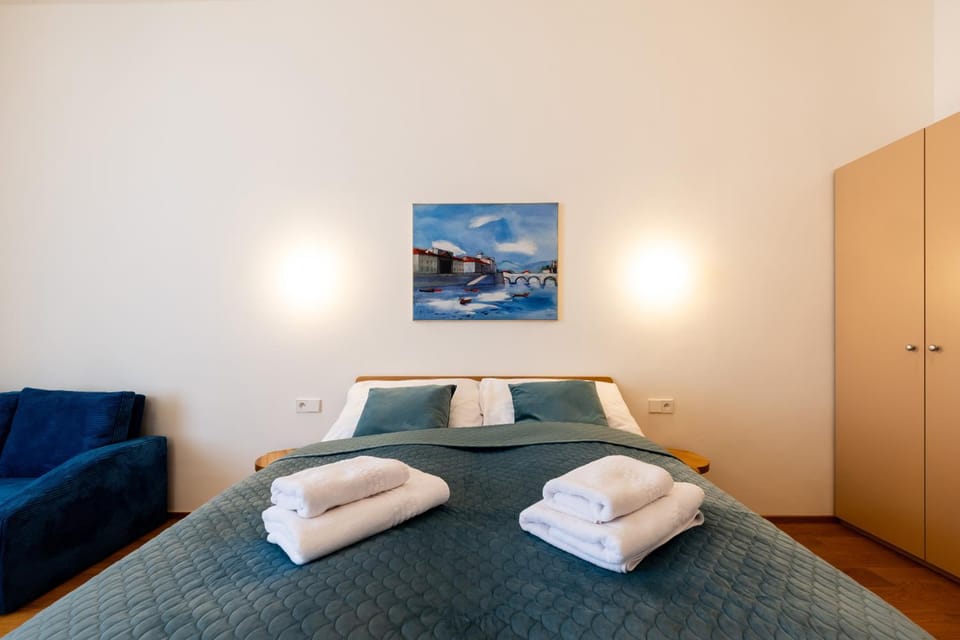 Bed, Photo of the whole room, Bedroom, towels, wardrobe