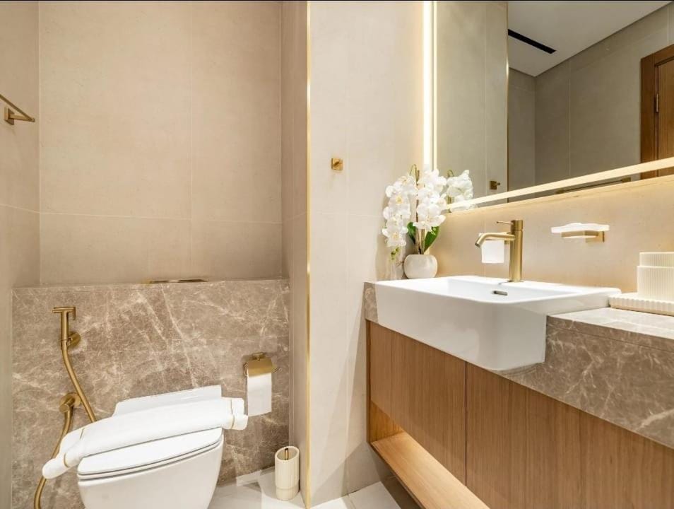 Toilet, Bathroom