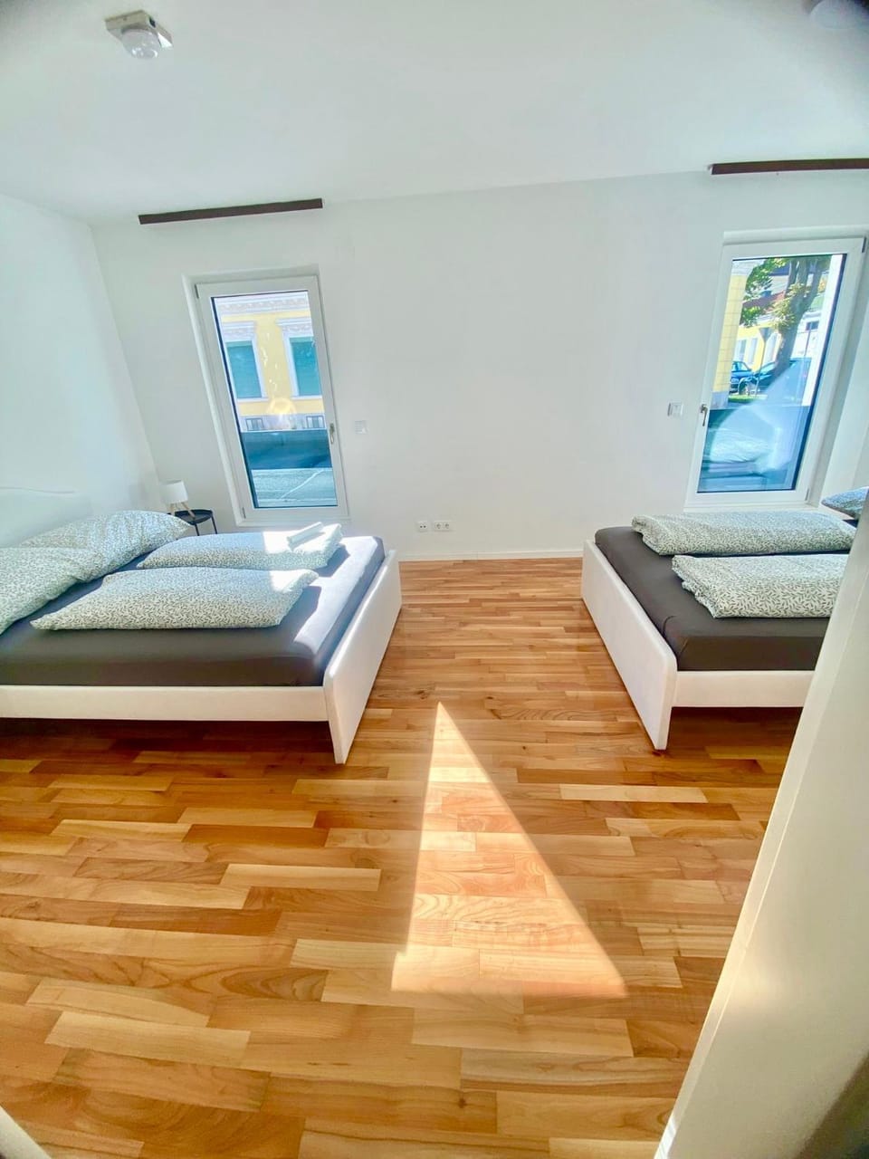 Apartment with Terrace & Free Parking Apartment in Vienna