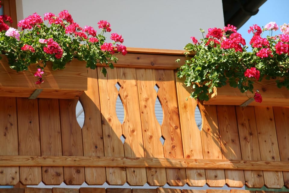Property building, Balcony/Terrace