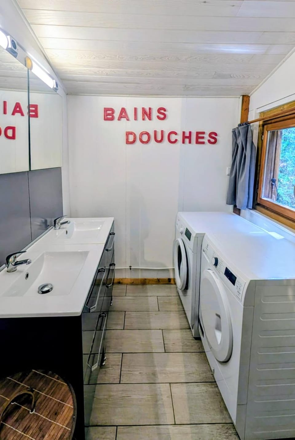 La carrouere Chalet in Gujan-Mestras