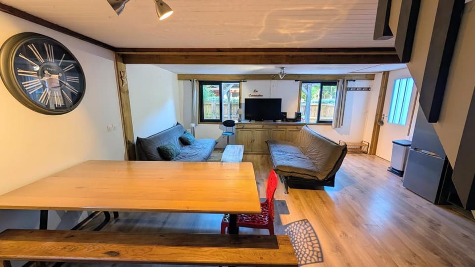 La carrouere Chalet in Gujan-Mestras