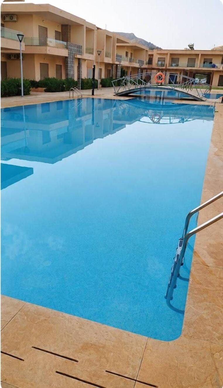 Amplio dúplex con piscina Ideal para familias No se aceptan fiestas Apartment in Morocco
