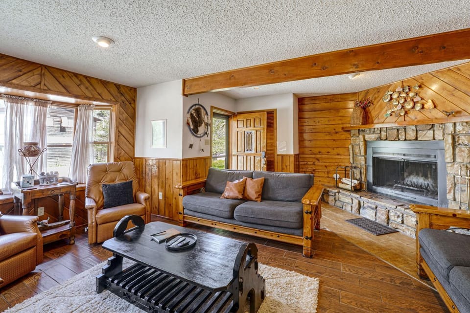 < 1 Mi to Trails & Slopes: Red River Home House in Red River
