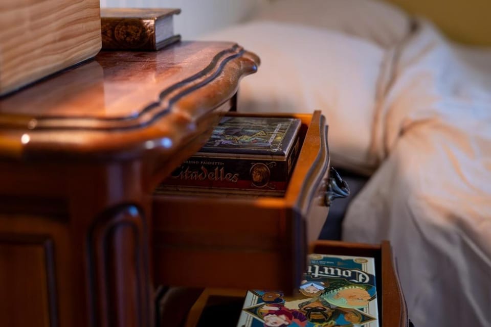 Thiercelieux - L'Escape Game Apartment in Brittany