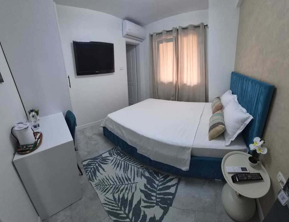 Good Mood Smart Rooms Bed and Breakfast in Romania