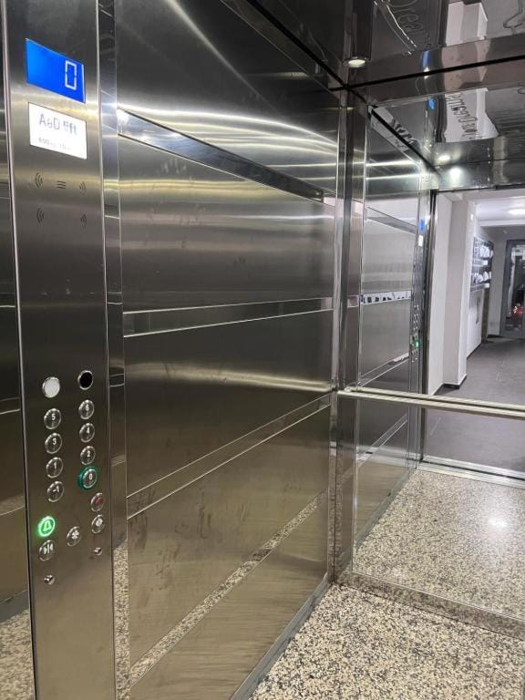 elevator