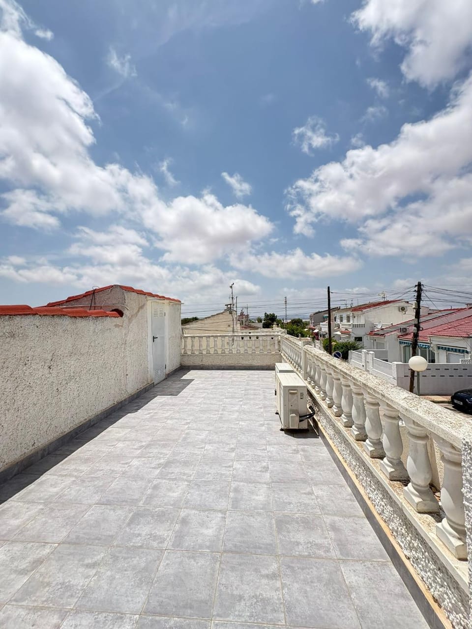 Chalet adosado en zona tranquila House in Torrevieja