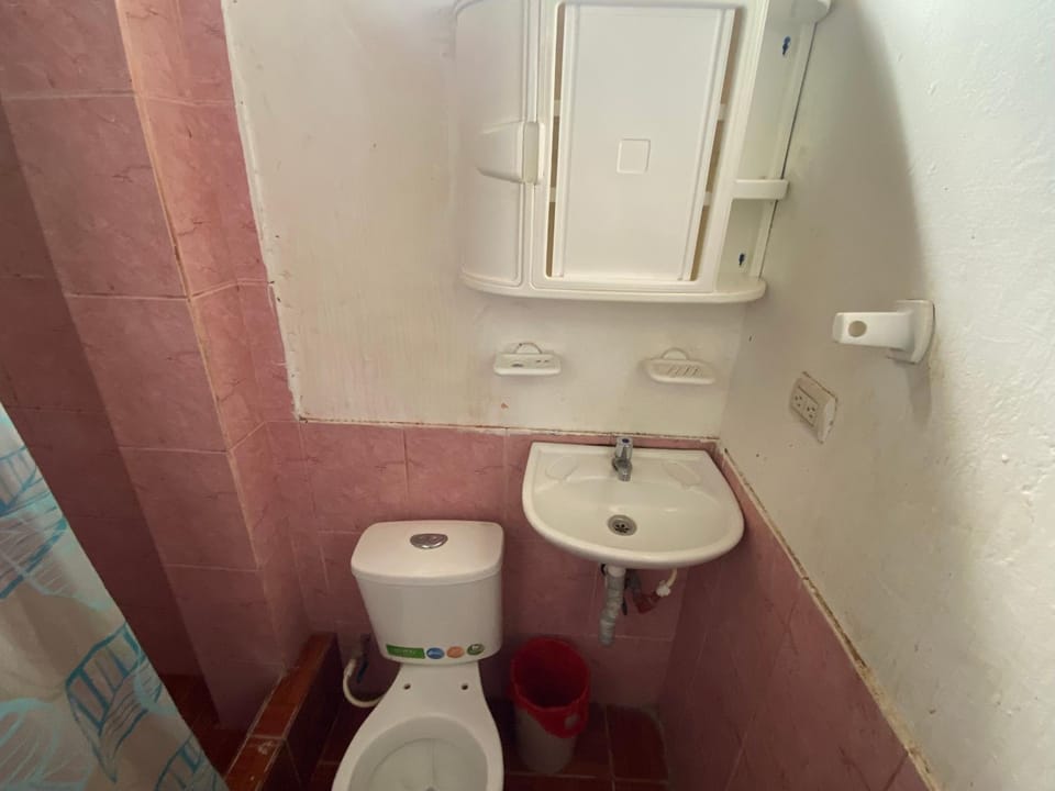 Marthita House 2 Capsule hotel in Puerto Lopez